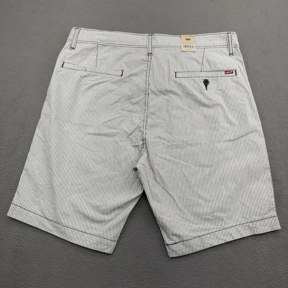 Levis XX Standard Fit Chino Shorts Mens 36 Camus Stripe Ivory Mineral Black